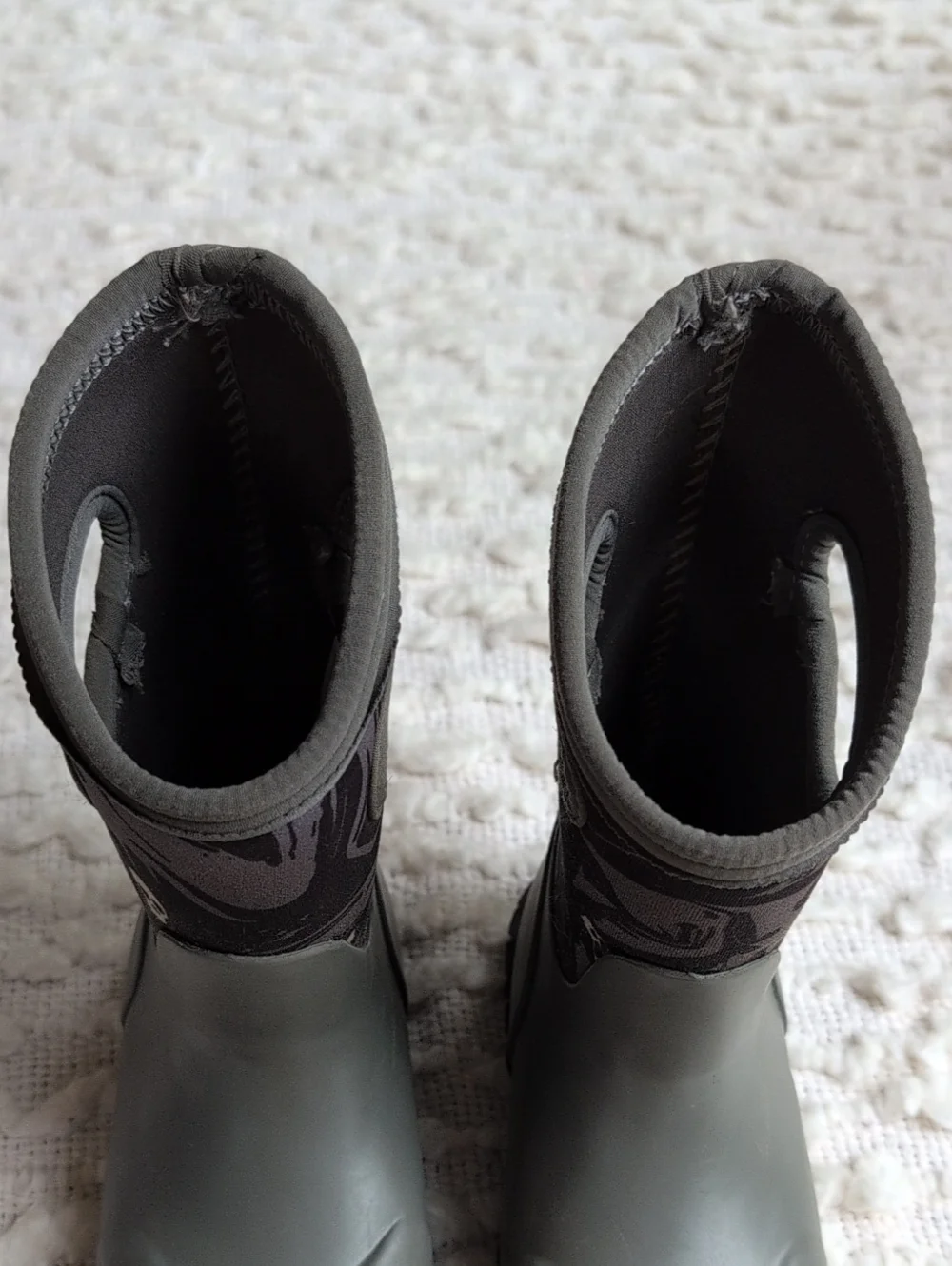 Bogs Kids York Spooky Toddler Boys Girls 8 Rain Snow Winter Boots Pull On